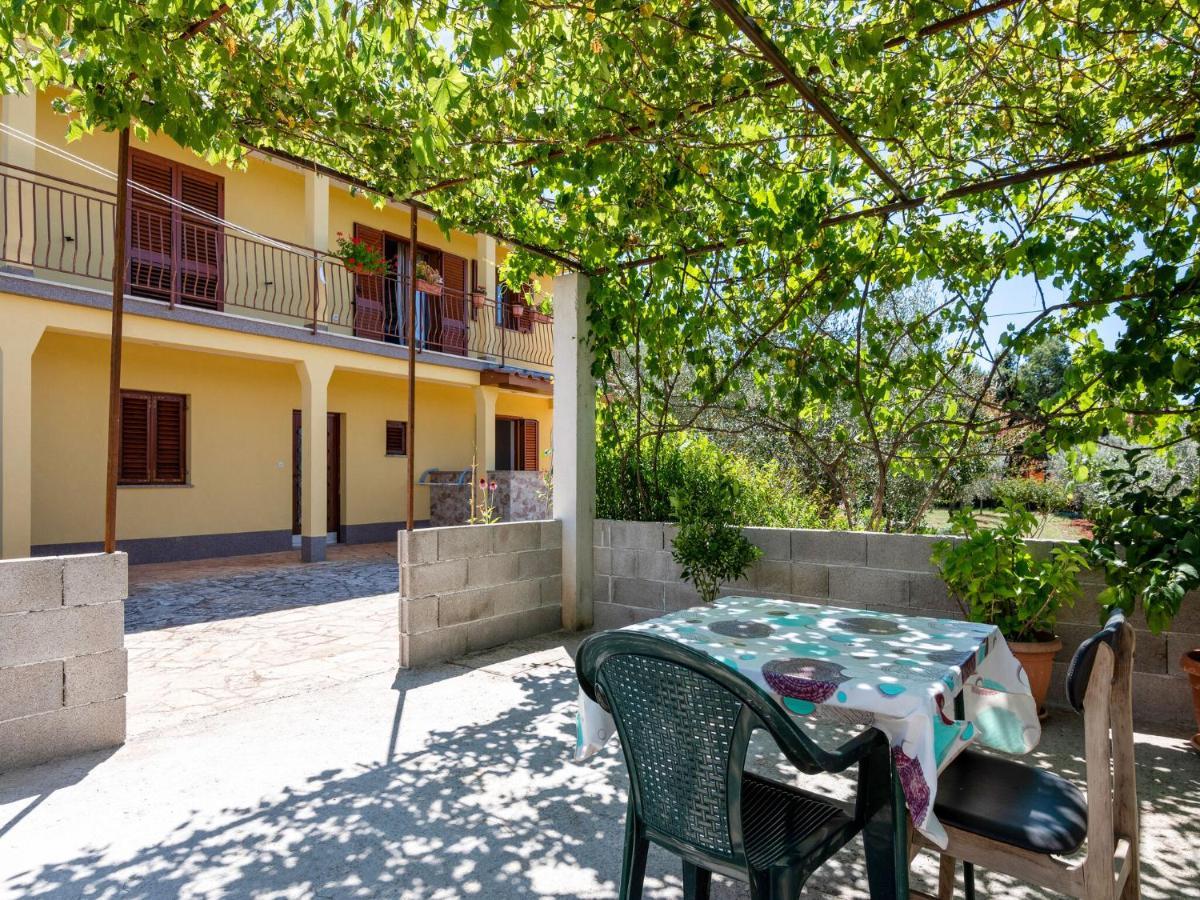 Secluded Apartment In Pore With Garden Poreč Exteriér fotografie